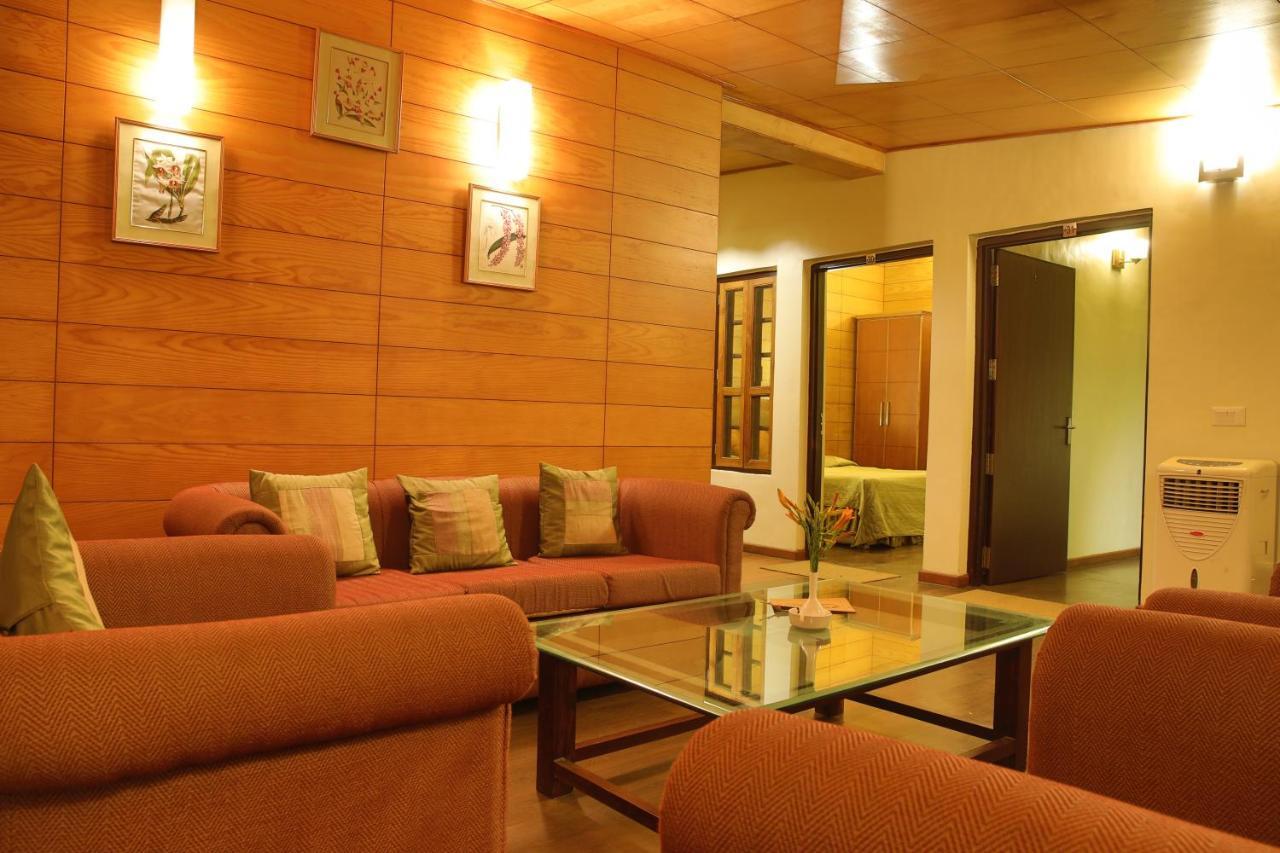 The Lake Resort Naukuchiatal Extérieur photo